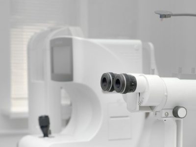 modern-eye-room-clinic-equipment-detection-diseases-treatment-vision (1) (2)